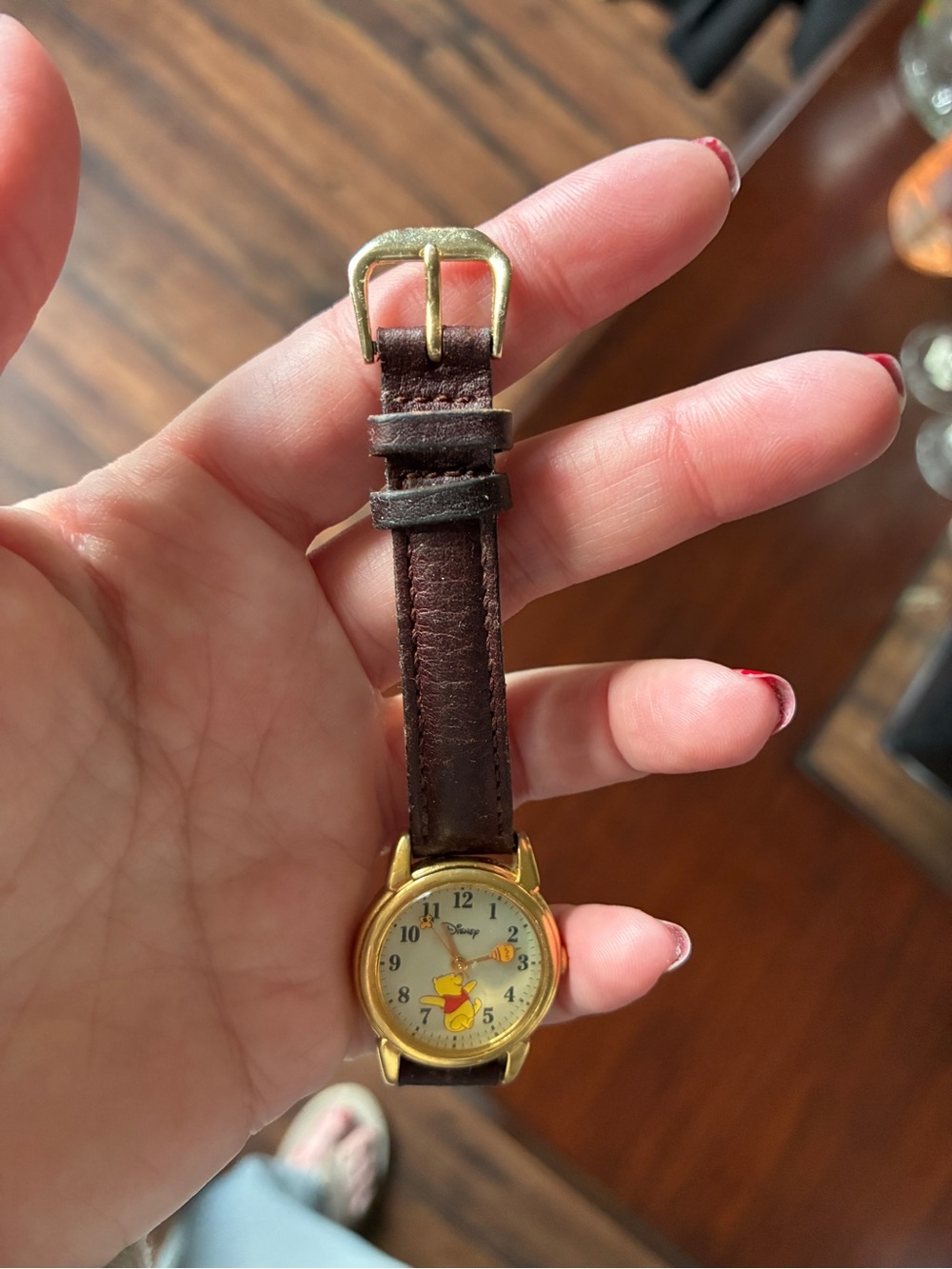 Good Condition! Disney Winnie the Pooh Gold and Brown Character Watch - Picture 2 of 6